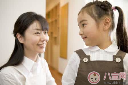 甜馨懂事有氣質(zhì) 李小璐育兒觀念有妙招 甜馨懂事有氣質(zhì) 李小璐育兒觀念有妙招