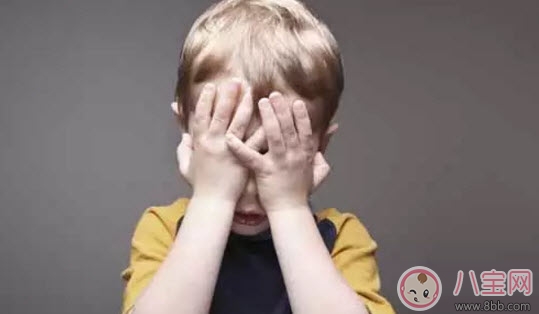 孩子害羞膽小怎么辦 膽小的孩子該如何教育(5句話鼓勵孩子)