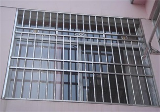 女兒家中獨(dú)處6樓墜亡 孩子安全問題家長一定要注意