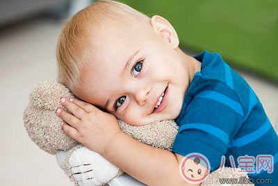 寶寶喜歡瞎扔?xùn)|西 如何培養(yǎng)孩子愛(ài)整理的性格