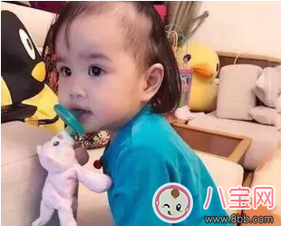 看《媽媽是超人》餃子使用安撫奶嘴 安撫奶嘴能用嗎 看《媽媽是超人》餃子使用安撫奶嘴 安撫奶嘴能用嗎