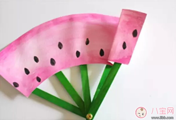 小小冰棍棒大用處 自制玩具來(lái)解暑 小小冰棍棒大用處 自制玩具來(lái)解暑