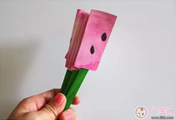 小小冰棍棒大用處 自制玩具來(lái)解暑 小小冰棍棒大用處 自制玩具來(lái)解暑