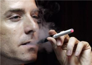 備孕爸爸不能吃的藥物不能吃的食物 備孕爸爸們需改掉的壞習(xí)慣