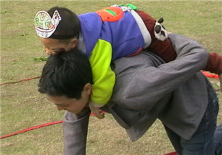 戶(hù)外親子游戲 共享一片藍(lán)天