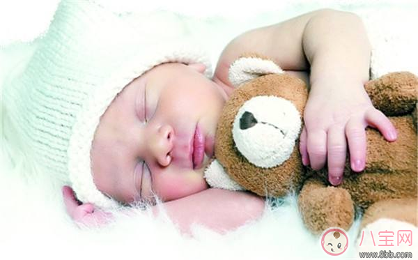 孩子哪些睡覺姿勢不正確 錯(cuò)誤的睡姿對孩子的影響很嚴(yán)重 孩子哪些睡覺姿勢不正確 錯(cuò)誤的睡姿對孩子的影響很嚴(yán)重