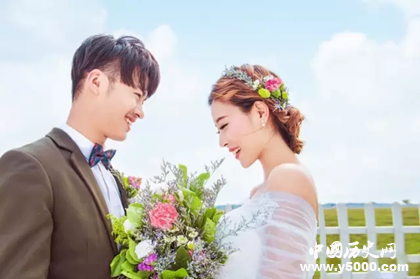 男左女右是什么意思為什么是男左女右 男左女右是什么意思為什么是男左女右