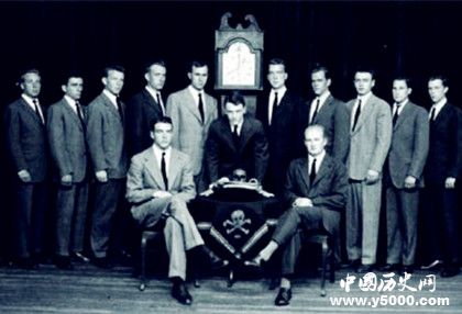 骷髏會(huì)是什么組織在哪所學(xué)校骷髏會(huì)標(biāo)志成員入會(huì)儀式介紹 骷髏會(huì)是什么組織在哪所學(xué)校骷髏會(huì)標(biāo)志成員入會(huì)儀式介紹