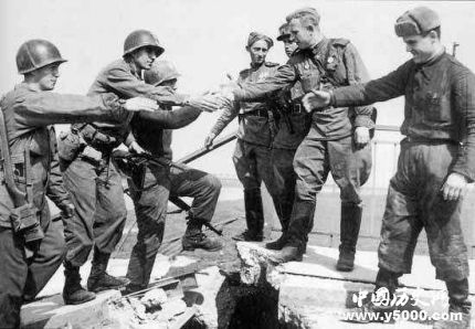 二戰(zhàn)魯爾戰(zhàn)役簡介魯爾戰(zhàn)役傷亡魯爾戰(zhàn)役的意義是什么？