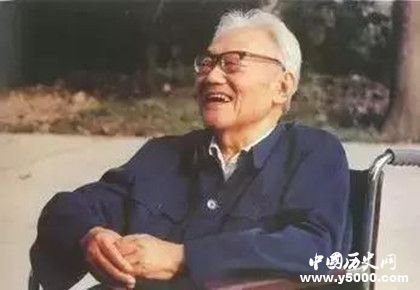 巴金簡介巴金作品生平經(jīng)歷介紹巴金人物評(píng)價(jià)榮譽(yù)獎(jiǎng)項(xiàng)介紹 巴金簡介巴金作品生平經(jīng)歷介紹巴金人物評(píng)價(jià)榮譽(yù)獎(jiǎng)項(xiàng)介紹