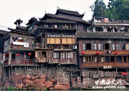 吊腳樓是什么建筑吊腳樓的文化特點(diǎn)是什么 吊腳樓是什么建筑吊腳樓的文化特點(diǎn)是什么