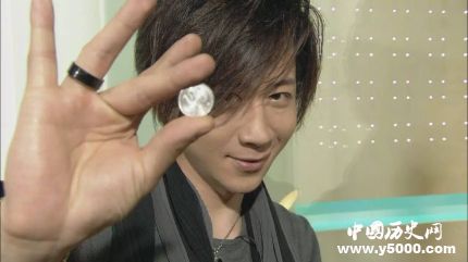 劉謙個(gè)人資料簡(jiǎn)歷劉謙的代表魔術(shù)有哪些？