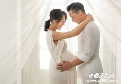 胡杏兒結(jié)婚三周年胡杏兒簡介演藝經(jīng)歷影視劇作品介紹 胡杏兒結(jié)婚三周年胡杏兒簡介演藝經(jīng)歷影視劇作品介紹