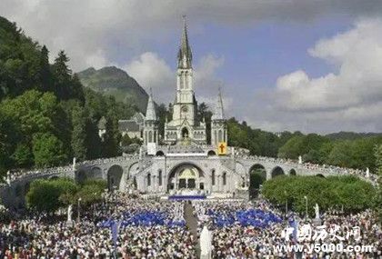 盧爾德泉水之謎 盧爾德泉水有什么功效 盧爾德泉水之謎 盧爾德泉水有什么功效