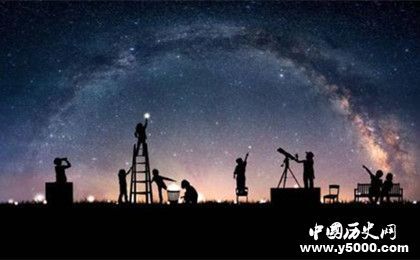 小雪節(jié)氣星象變化 小雪節(jié)氣傳統(tǒng)習俗 小雪節(jié)氣星象變化 小雪節(jié)氣傳統(tǒng)習俗