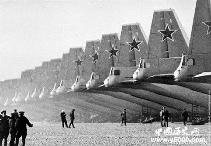 柏林危機(jī)歷史介紹柏林危機(jī)的歷史背景結(jié)果和影響