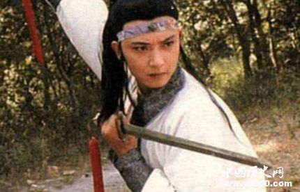 紅樓夢柳湘蓮人物故事簡介尤三姐和柳湘蓮的愛情悲劇是怎樣的？