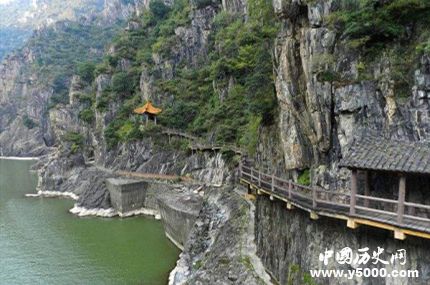 蜀道難難于上青天到底有多難蜀道在哪個(gè)地方？