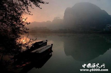 長亭蘭舟的寓意和意象長亭蘭舟是什么意思？