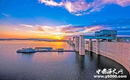 南水北調4周年南水北調歷史簡介南水北調有什么意義？