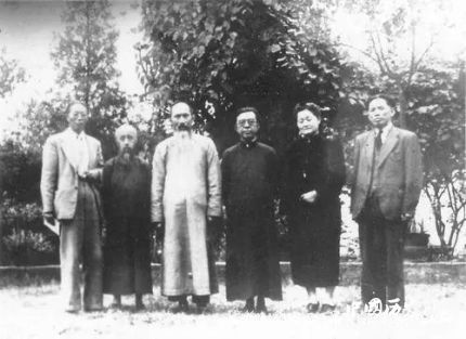 司法部首任部長(zhǎng)史良生平經(jīng)歷簡(jiǎn)介史良的成就有哪些？