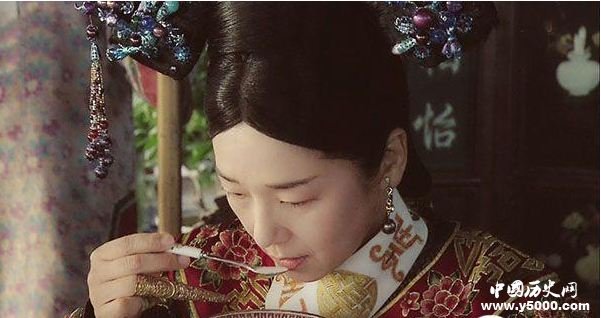 慈禧晚年必聽黃色故事才能入睡？