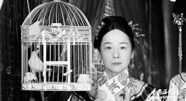 慈禧晚年必聽黃色故事才能入睡？