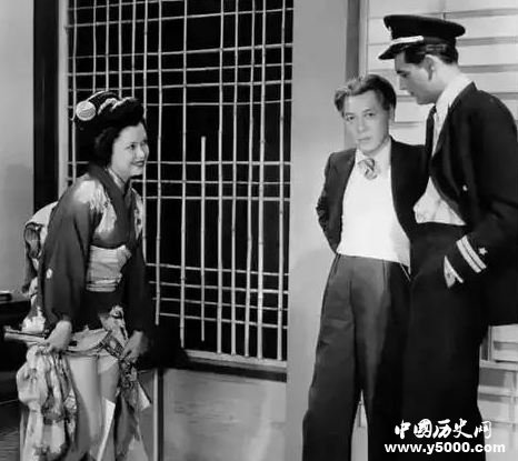 二戰(zhàn)過后駐日美軍過著怎樣的生活?