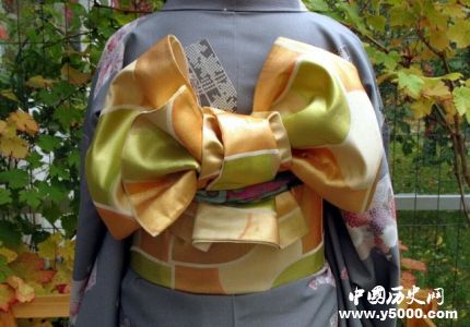 日本和服發(fā)展歷史簡(jiǎn)介和服為什么要背個(gè)枕頭？