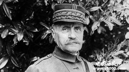 法國元帥福煦生平經(jīng)歷簡(jiǎn)介如何評(píng)價(jià)福煦？