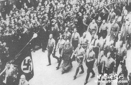 啤酒館暴動背景過程啤酒館暴動的影響有哪些？