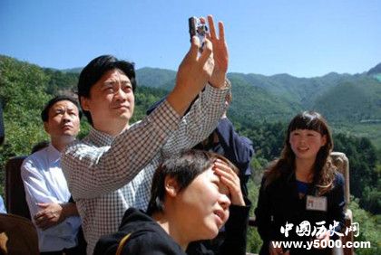 崔永元簡介生平經(jīng)歷介紹主持過哪些節(jié)目崔永元相關(guān)新聞 崔永元簡介生平經(jīng)歷介紹主持過哪些節(jié)目崔永元相關(guān)新聞