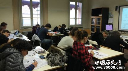 沙特開設(shè)漢語課程哪些國家開設(shè)了漢語課程？