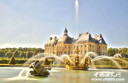 古典主義建筑風(fēng)格特點(diǎn)介紹古典主義建筑起源代表作介紹 古典主義建筑風(fēng)格特點(diǎn)介紹古典主義建筑起源代表作介紹