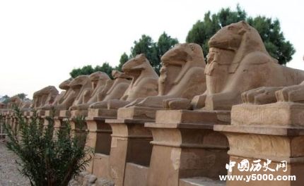 埃及出土獅身羊面獅身羊面像有什么意思？