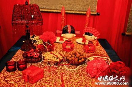 古代婚禮的習(xí)俗古人婚禮在什么時(shí)候進(jìn)行？