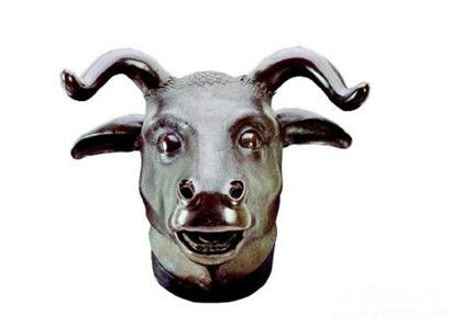 圓明園龍首銅像現(xiàn)身圓明園龍首銅像簡(jiǎn)介是什么時(shí)期的