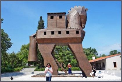 特洛伊古城簡介特洛伊古城歷史發(fā)展過程介紹是怎么滅亡的 特洛伊古城簡介特洛伊古城歷史發(fā)展過程介紹是怎么滅亡的