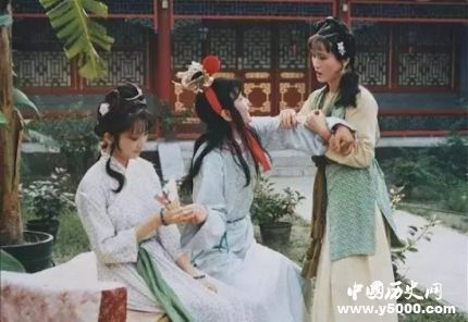 紅樓夢(mèng)麝月人物分析麝月的結(jié)局如何評(píng)價(jià)麝月？