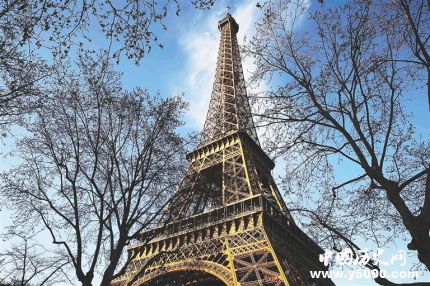 埃菲爾鐵塔130歲埃菲爾鐵塔象征著什么？
