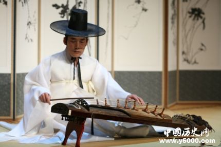 牙箏起源與發(fā)展歷史簡(jiǎn)介牙箏的結(jié)構(gòu)是怎樣的？