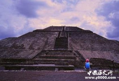 羽蛇城簡介羽蛇城建造時間是誰建的羽蛇城奇特之處