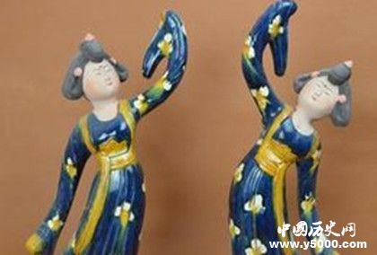 唐三彩簡(jiǎn)介唐三彩是怎么來的唐三彩是怎么被發(fā)現(xiàn)的 唐三彩簡(jiǎn)介唐三彩是怎么來的唐三彩是怎么被發(fā)現(xiàn)的