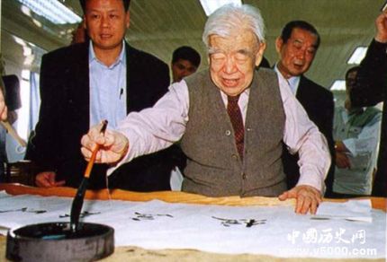 吳大猷生平簡介吳大猷的貢獻(xiàn)如何評(píng)價(jià)吳大猷？