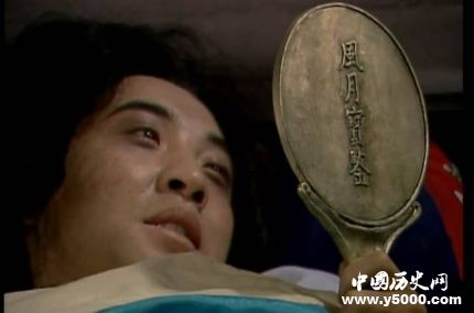 紅樓夢(mèng)賈瑞照鏡子之死賈瑞和王熙鳳賈府的關(guān)系是怎樣的？