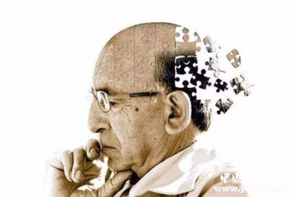 阿爾茲海默癥病因癥狀簡介怎樣預防阿爾茲海默癥？