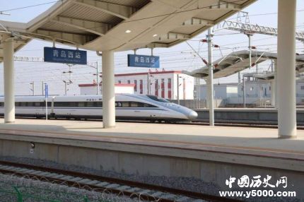 青鹽鐵路開通動車青鹽鐵路建設(shè)歷史和意義是什么？