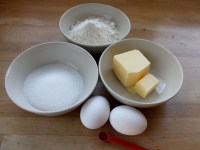 圣誕蛋筒 krumkaker的做法步驟1