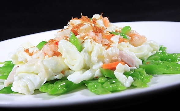 消暑明目的涼瓜青炒蛋白怎么做？