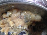 手打鲅魚魚丸的做法步驟3